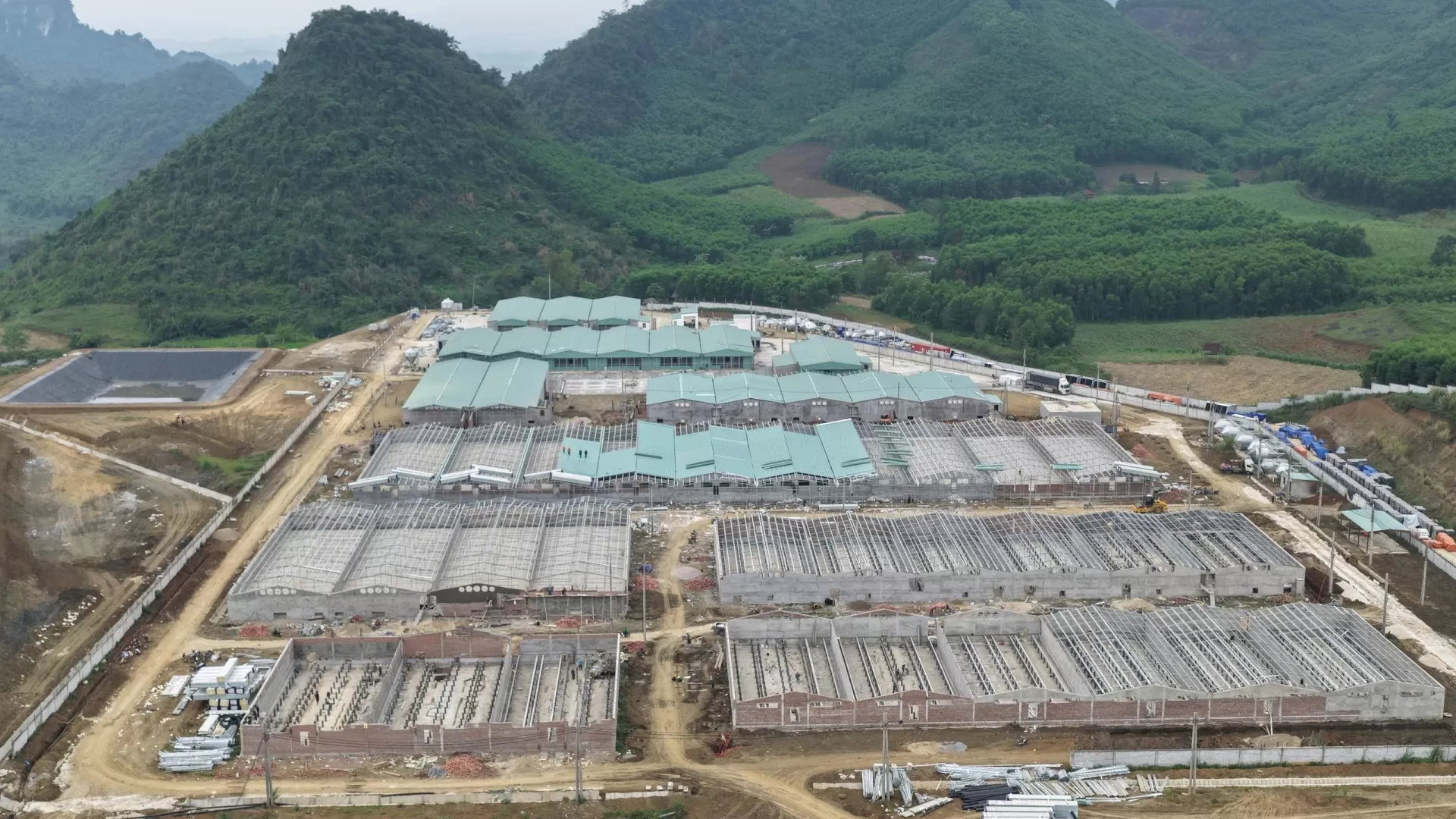 Alpha bám sát tiến độ dự án trang trại chăn nuôi công nghệ cao tại Giai Xuân (Nghệ An)